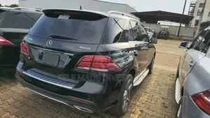 Mercedes-Benz GLE-Class 2017 Black
