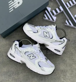 New Balance Series 530.