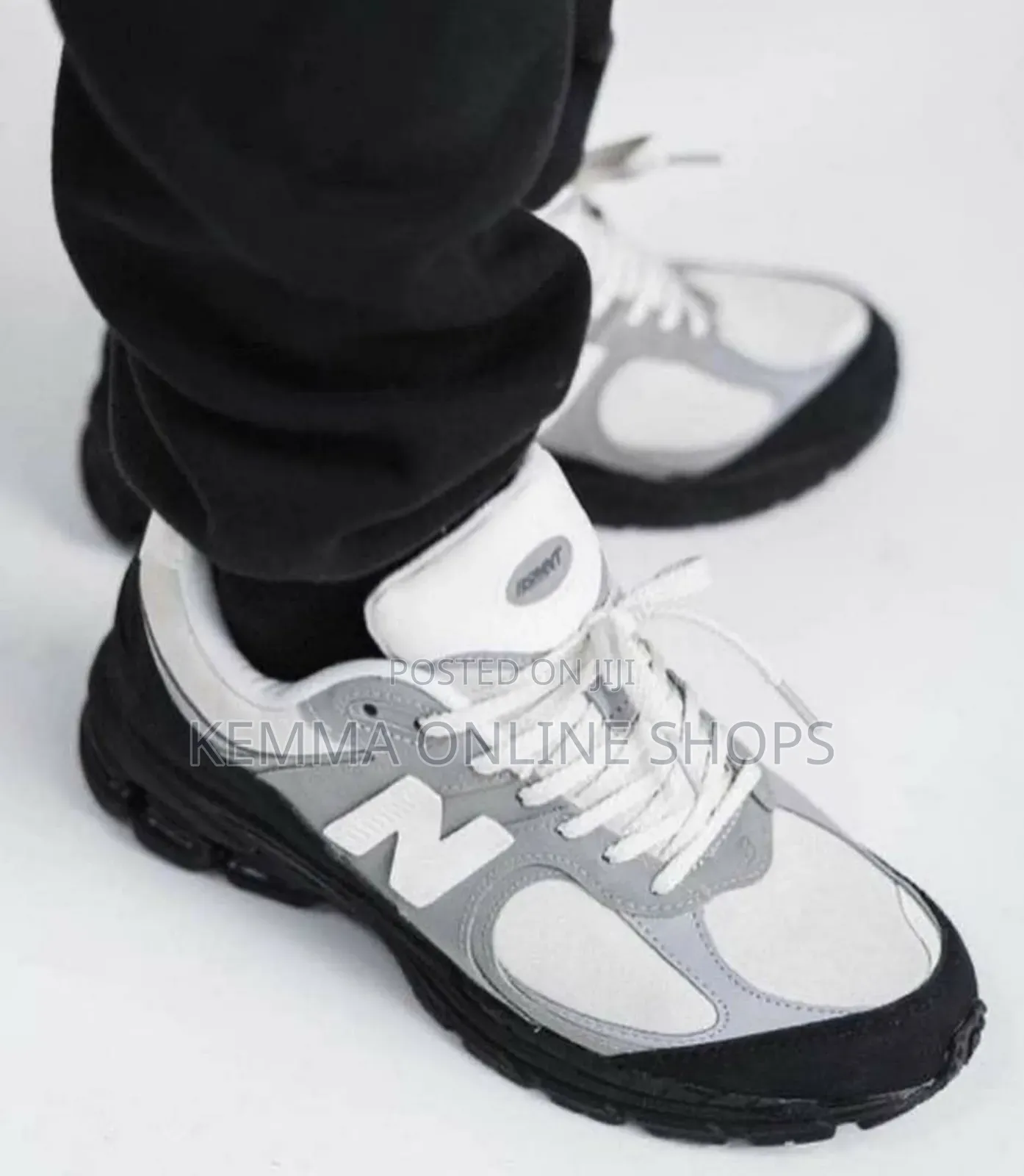 New Balance Series 530.