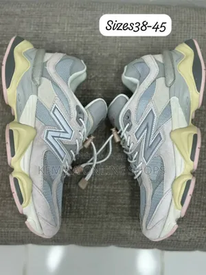 New Balance Series 530.