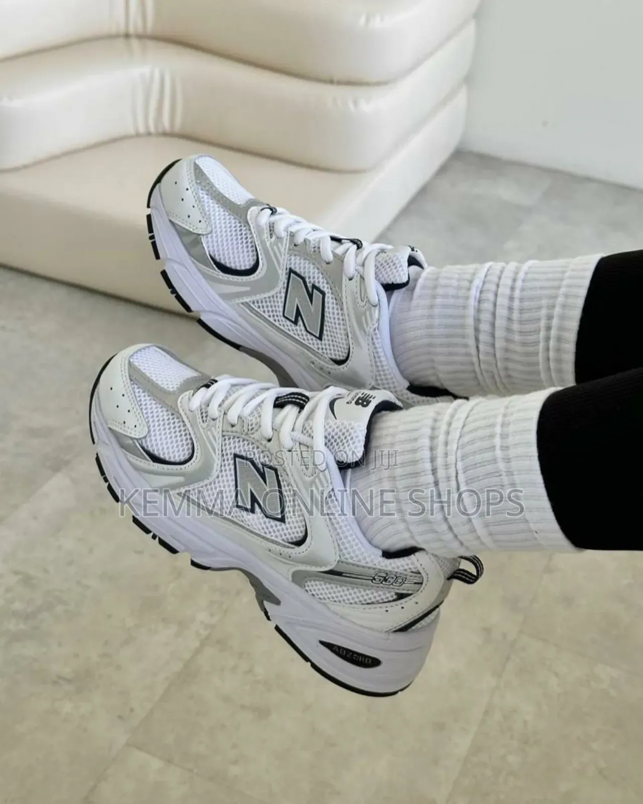 New Balance Series 530.