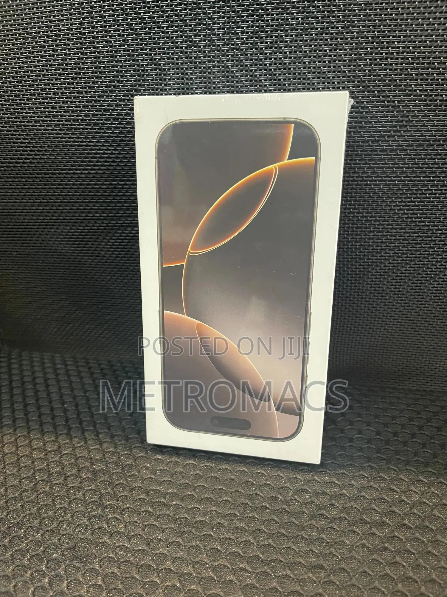 New Apple iPhone 16 Pro 256 GB Gold