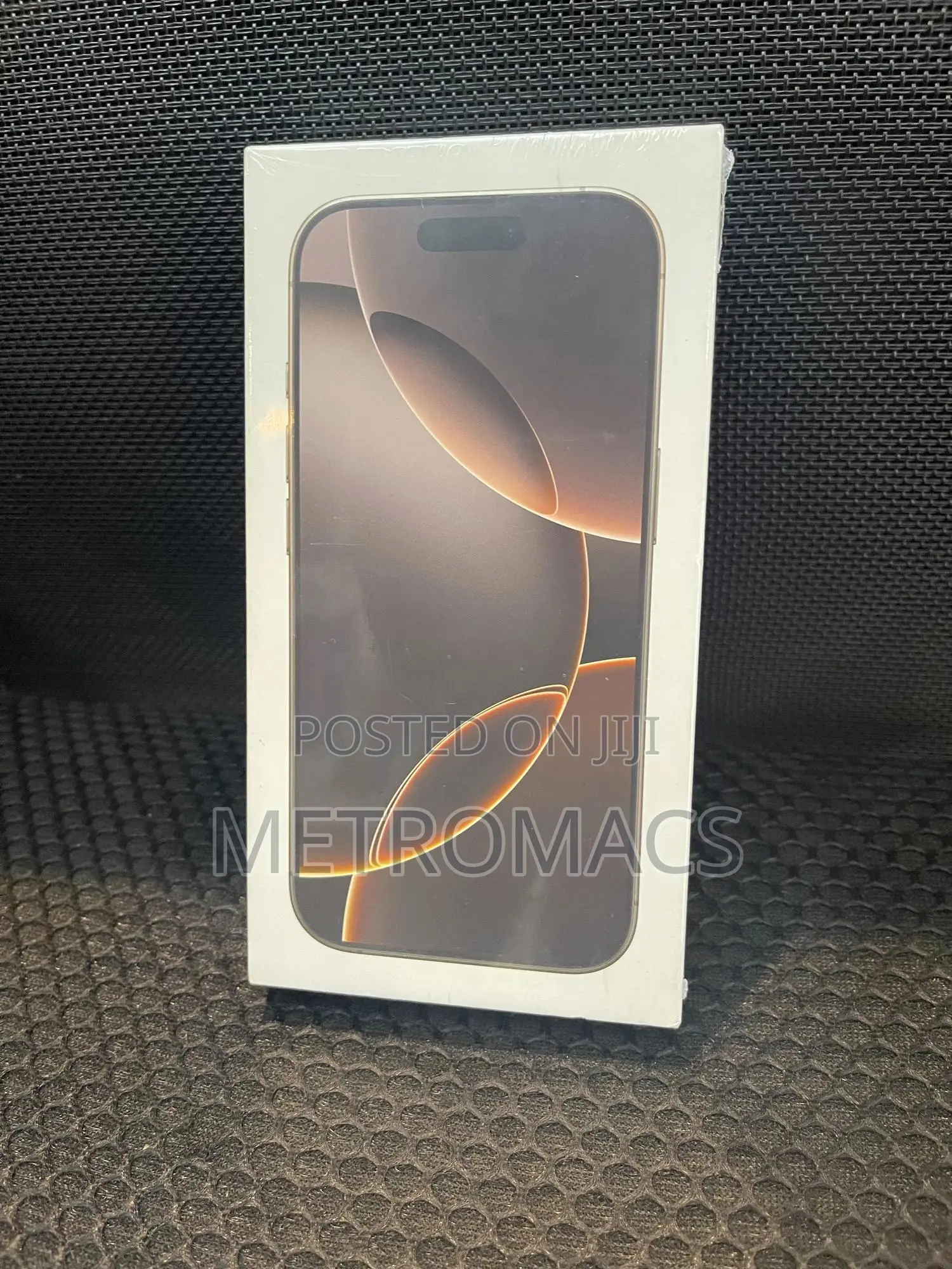New Apple iPhone 16 Pro 256 GB Gold
