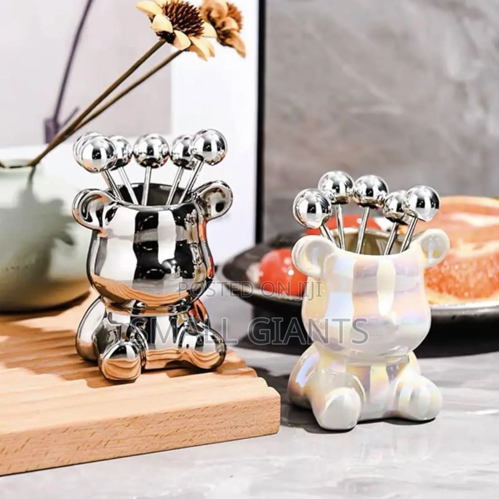 Stainless Steel Bear Fruit Folk Holder With 6 Folks