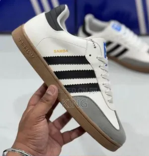 Certified Adidas Samba Shoes. Sneakers