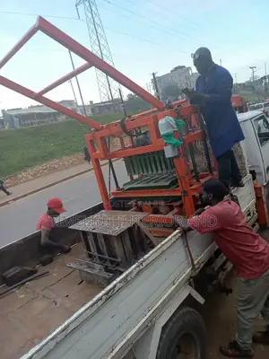 Concrete Block Machine