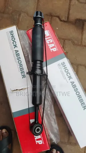 Front Shock Absorbers for Toyota Hillux, Fortuner,