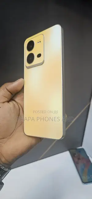 Vivo V25e 128 GB Yellow