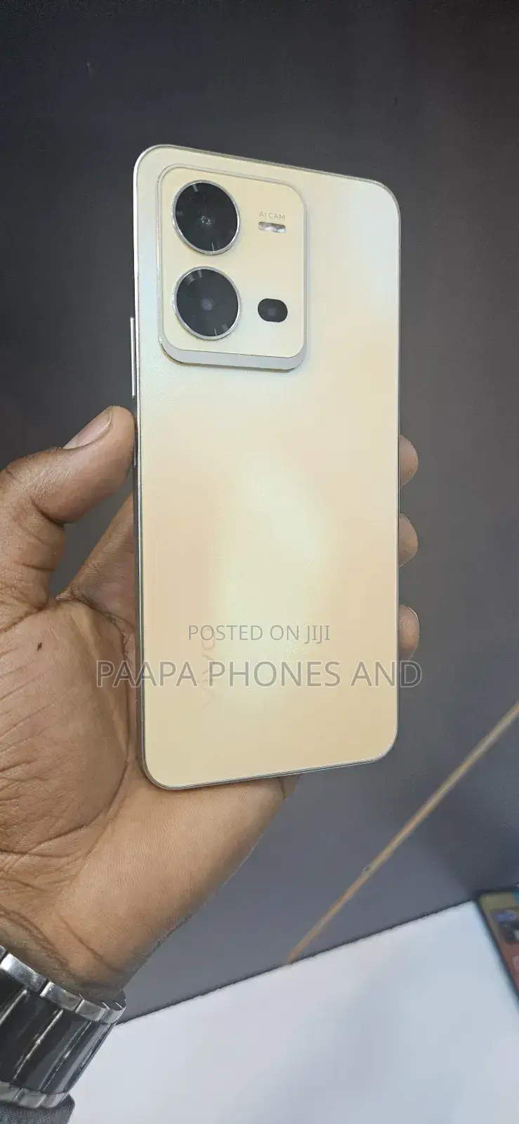 Vivo V25e 128 GB Yellow
