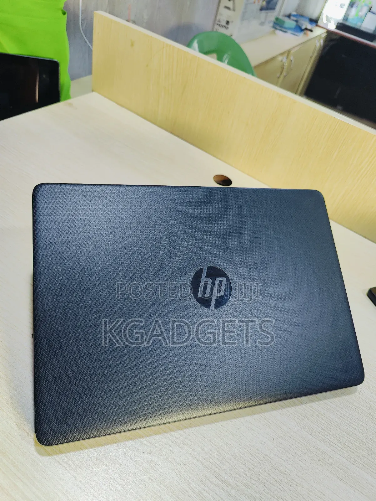 Laptop HP 240 G8 8GB AMD Ryzen 3 HDD+SSD 256GB