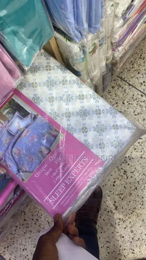 3*6 Two Bedsheets With 2 Pillow Cases