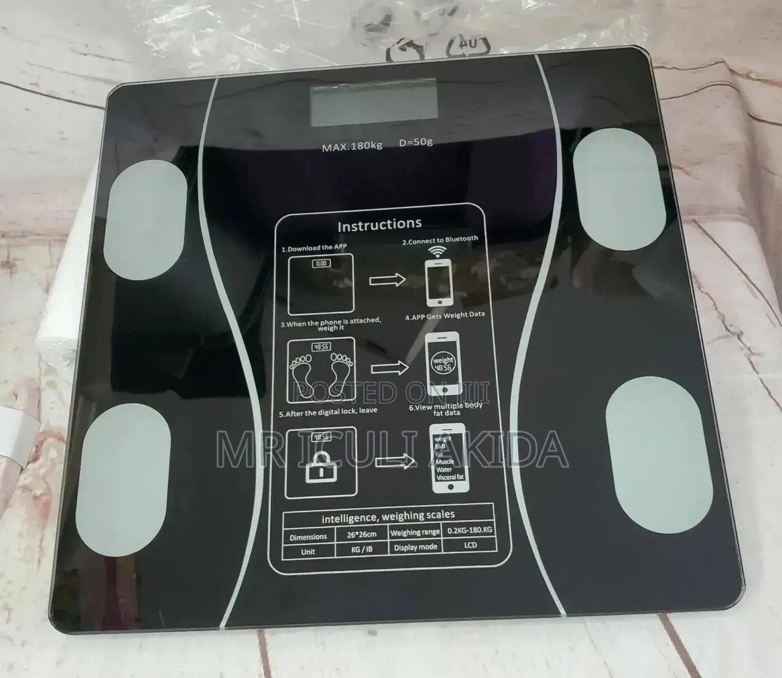 180kgs Bluetooth Smart Weighing Scale With Body Fat Analyzer