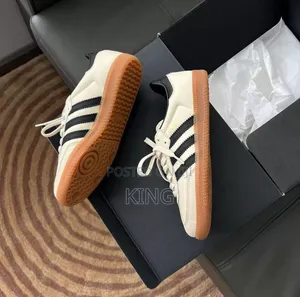 Suave Adidas Samba OG "White Black"