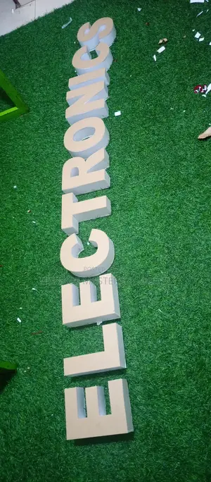 3D and 2D Electronics Sign
