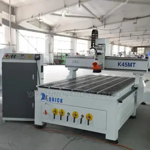 CNC Router With Vacuum Table Machine