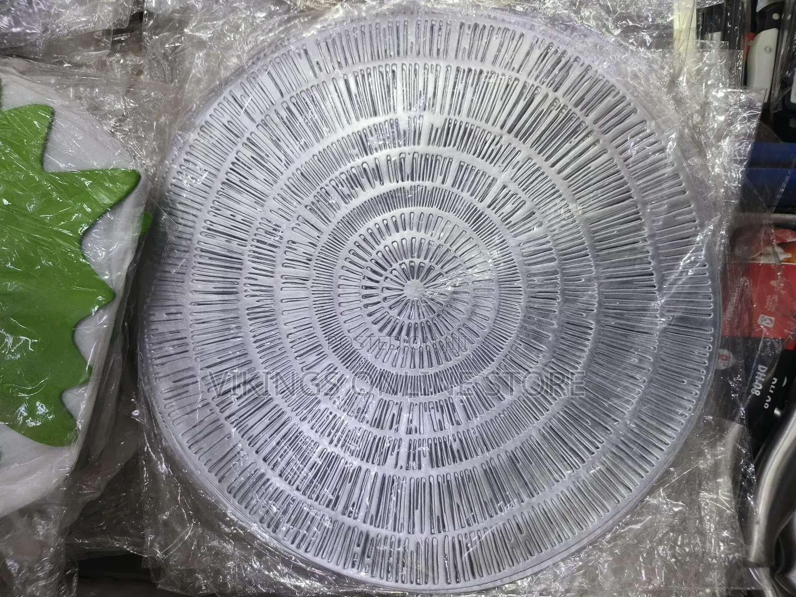 Taktik Round Silver Place Mats Table Mats