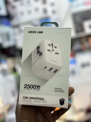Green Lion 12W Universal Travel Adapter - White