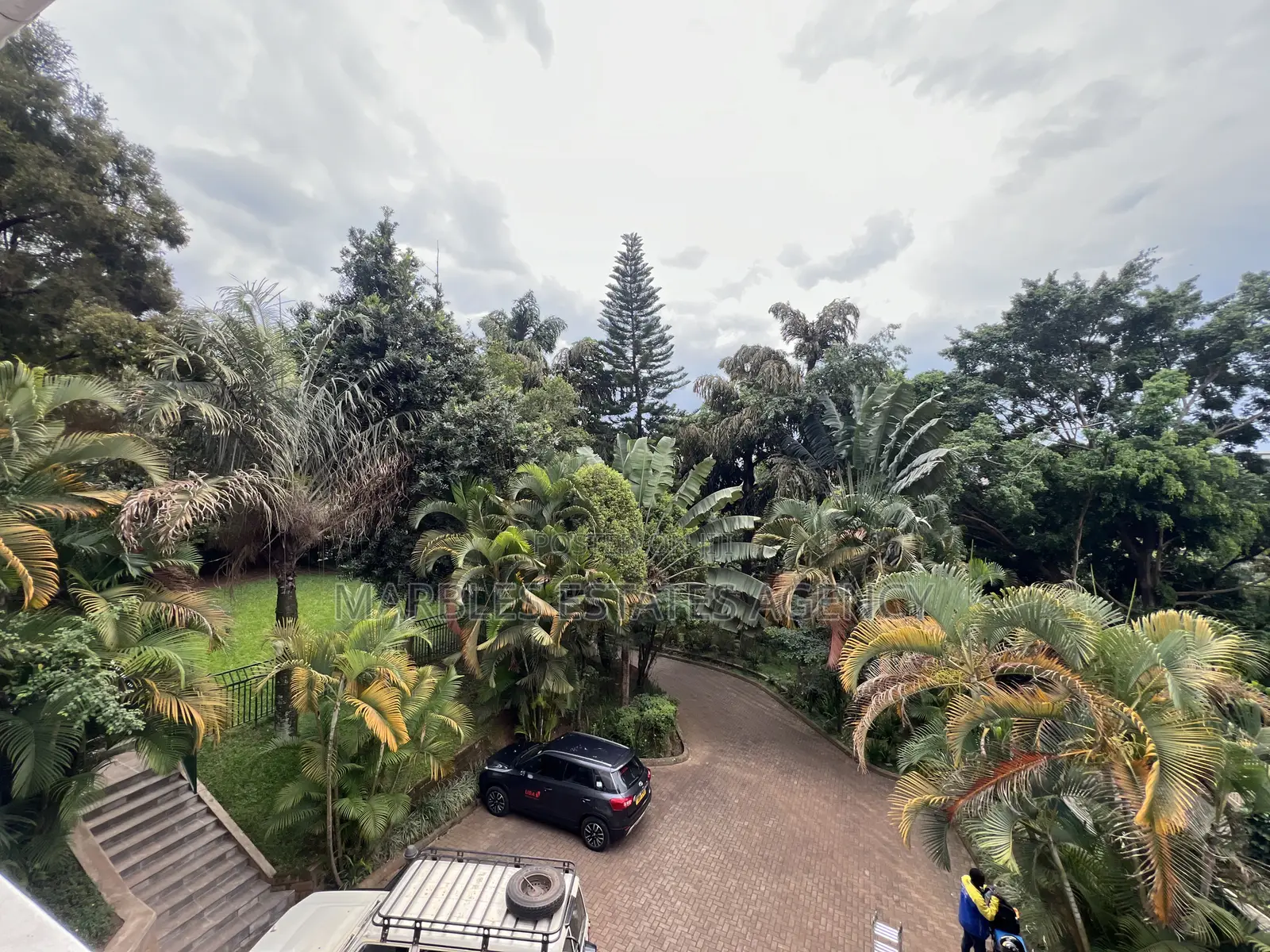 Big Office Space for Rent in Naguru.