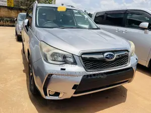 Subaru Forester 2.0XT Premium 4dr SUV AWD (2.0L 4cyl Turbo CVT) 2015