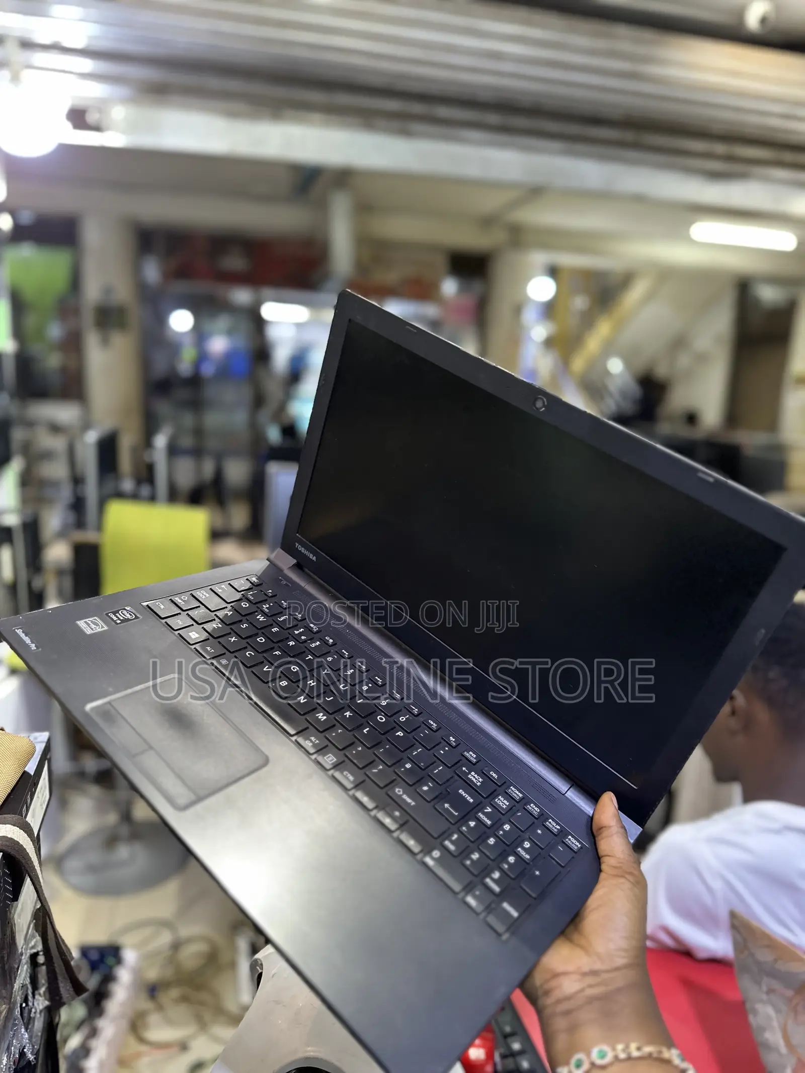 Laptop Toshiba 4GB Intel Core I5 HDD 500GB
