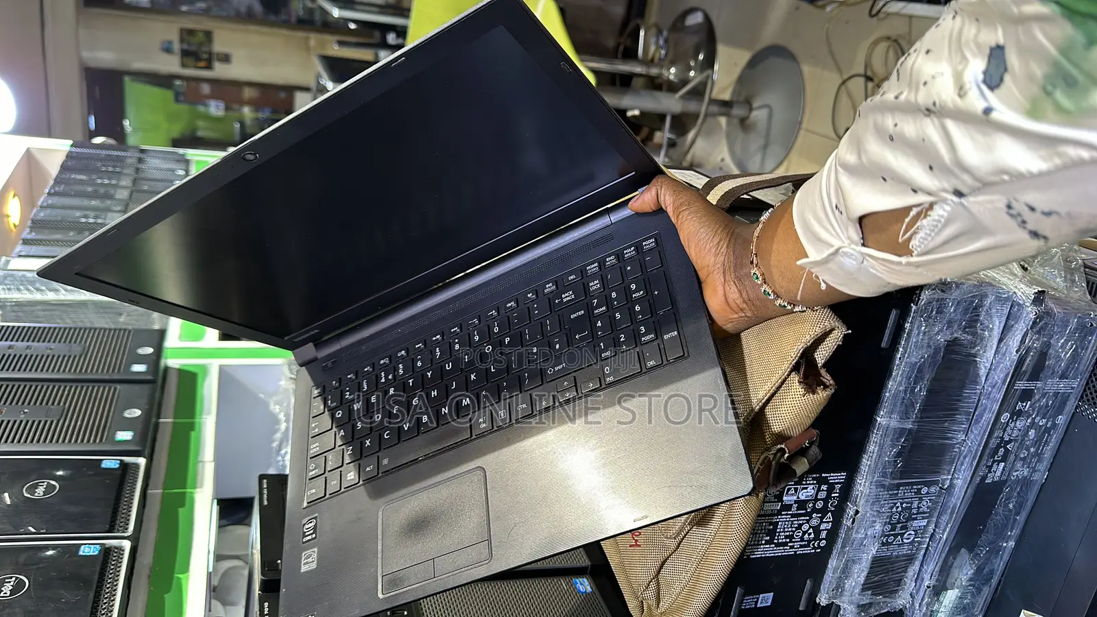 Laptop Toshiba 4GB Intel Core I5 HDD 500GB