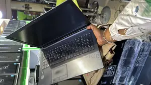 Laptop Toshiba 4GB Intel Core I5 HDD 500GB
