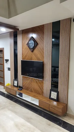 Tv Stand/ Wall Mount