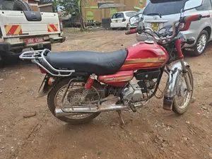 Hero Dawn 100 2017 Red