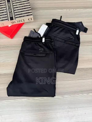Amor Plain Sweater Pants