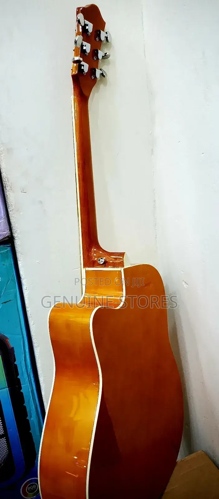 Acousitic Guiter