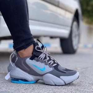 Icon Nike Air Max Alpha Savage