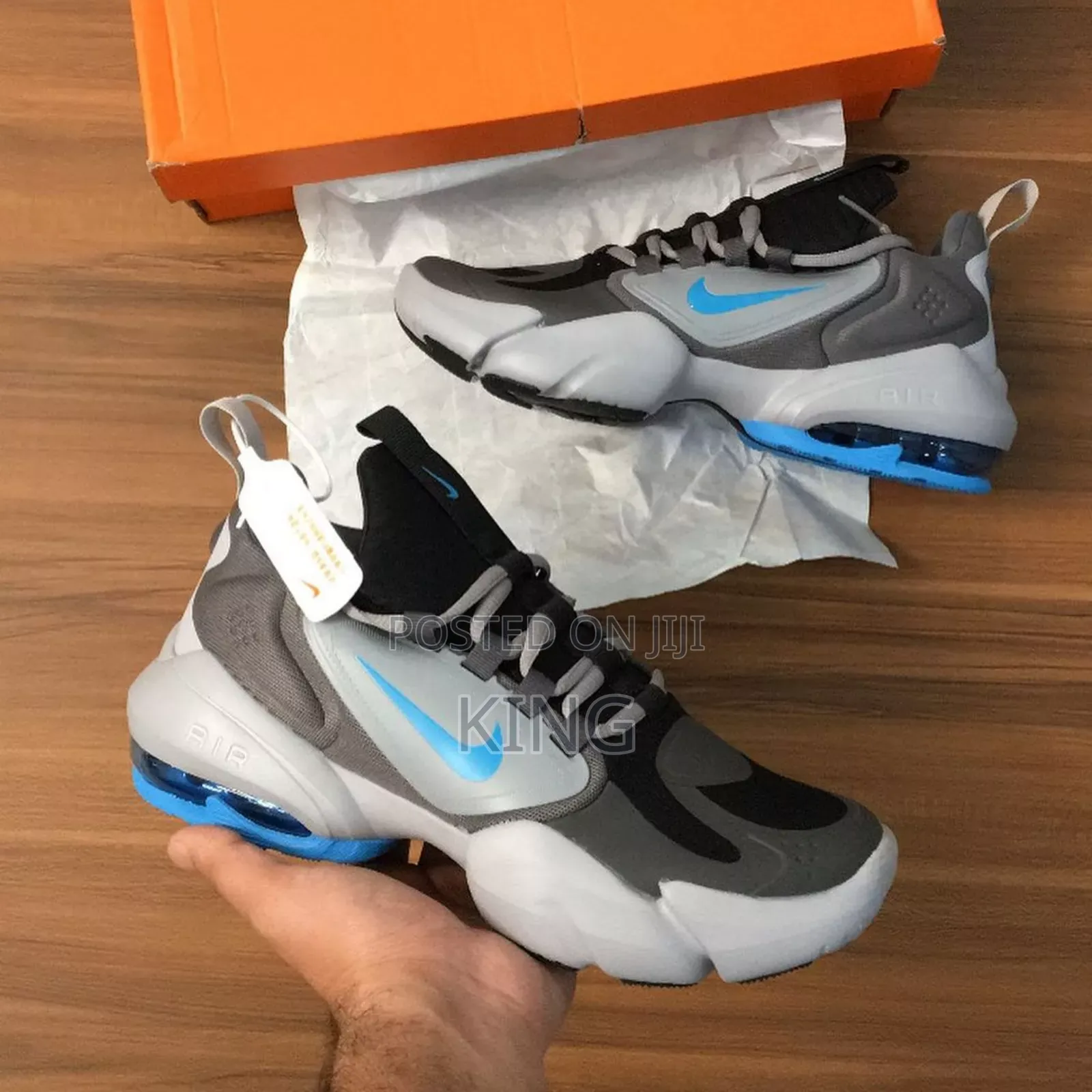 Loftus Nike Air Max Alpha Savage