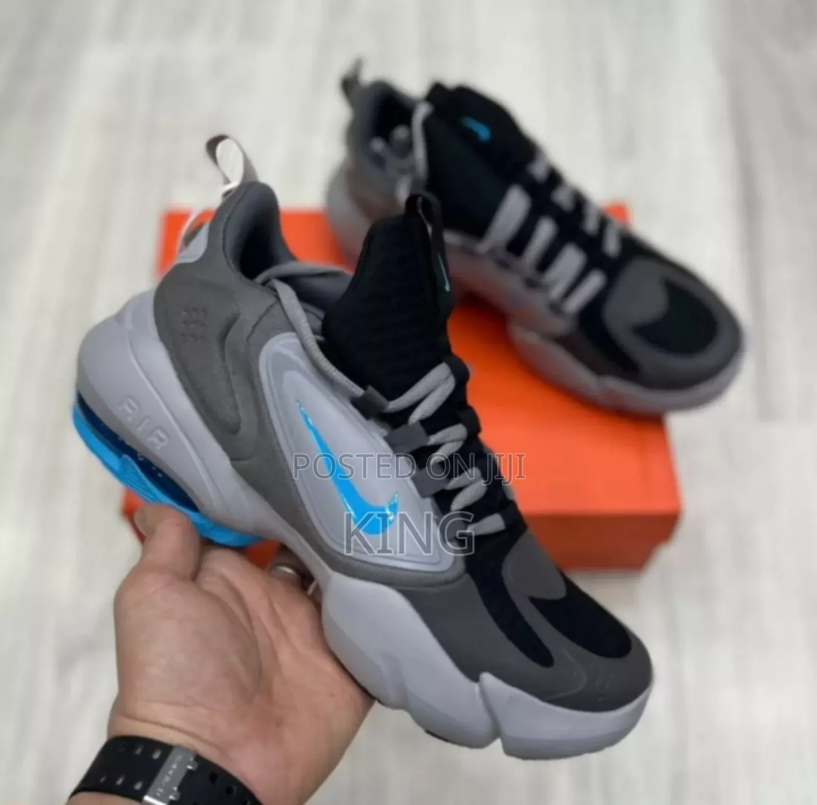 Vogue Nike Air Max Alpha Savage