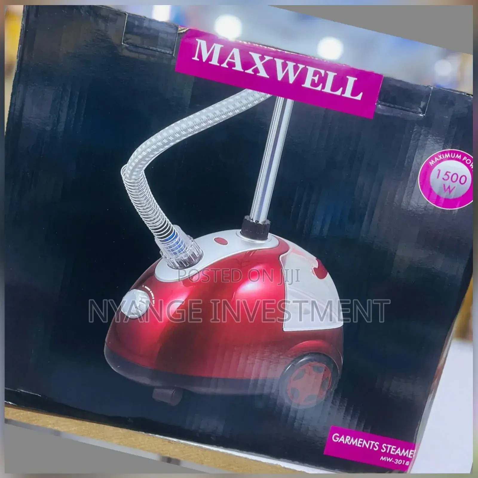 Maxwell Garment Steamer. Garment Steamer.