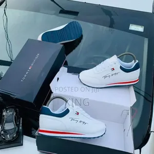 Valid Tommy Hilfiger White Sneakers