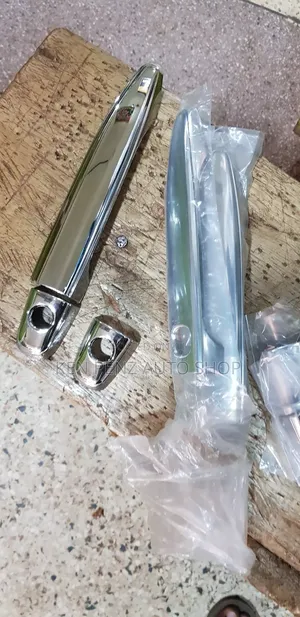 Chrome Handles for Harrier Kawundo