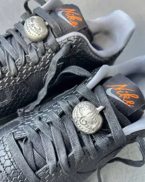 Solid Nike Air Force 1 Low Premium "Halloween"