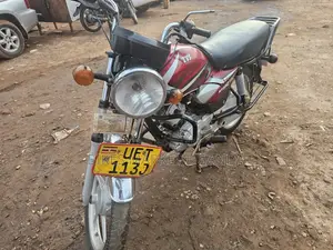 TVS HLX 125 2018 Red