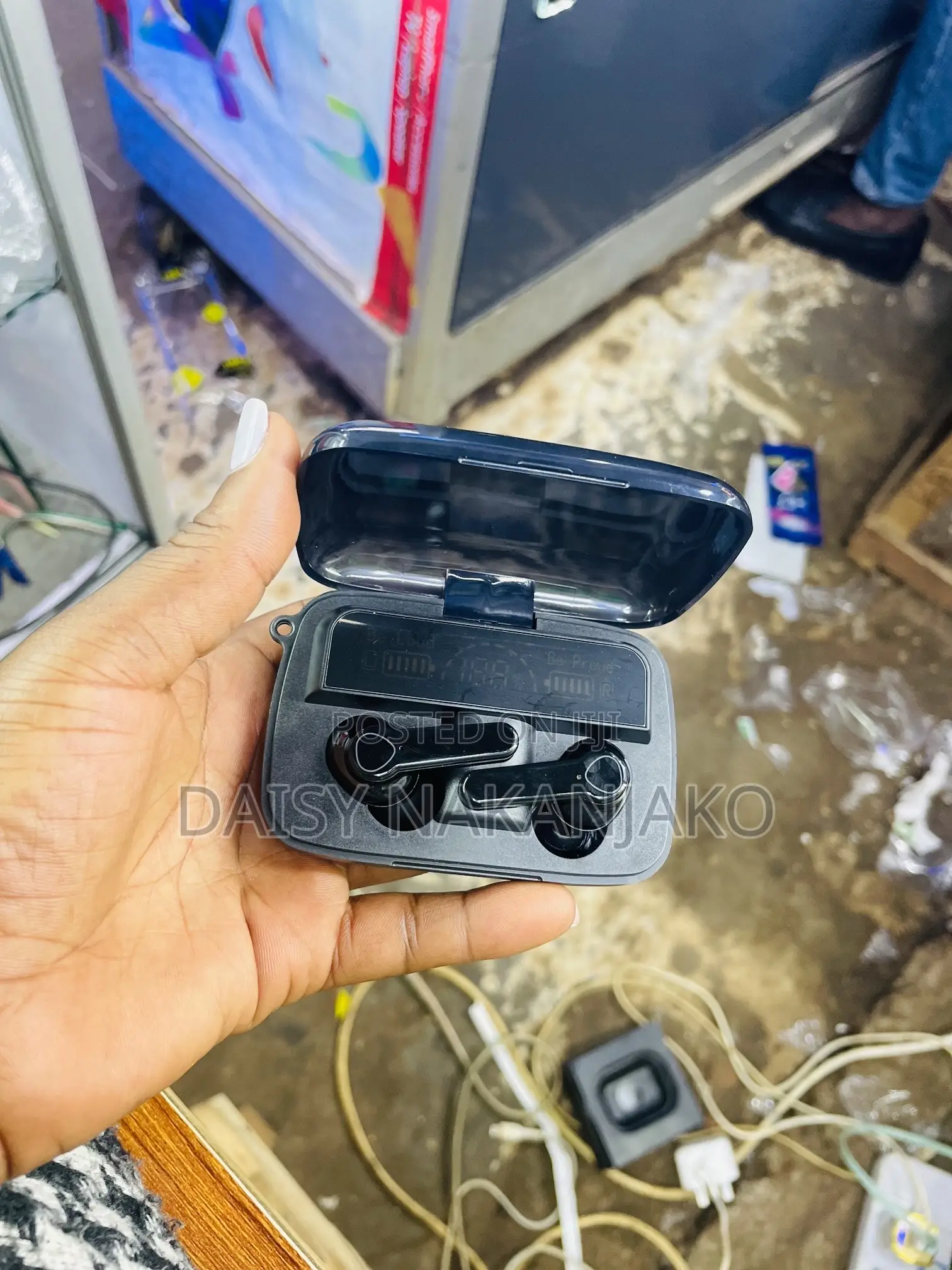 M19 Earpods Black