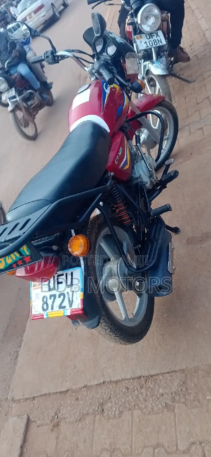 Bajaj CT 110X 2022 Red