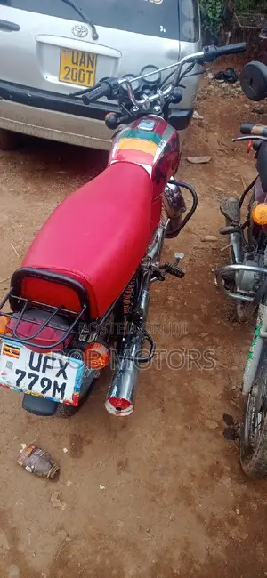 Bajaj Boxer 2021 Red