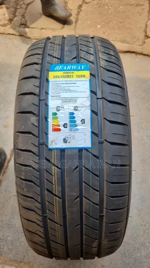 285/45r21 Bearway Tires