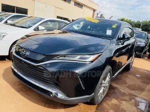 Toyota Harrier 2.0 2020 Gray