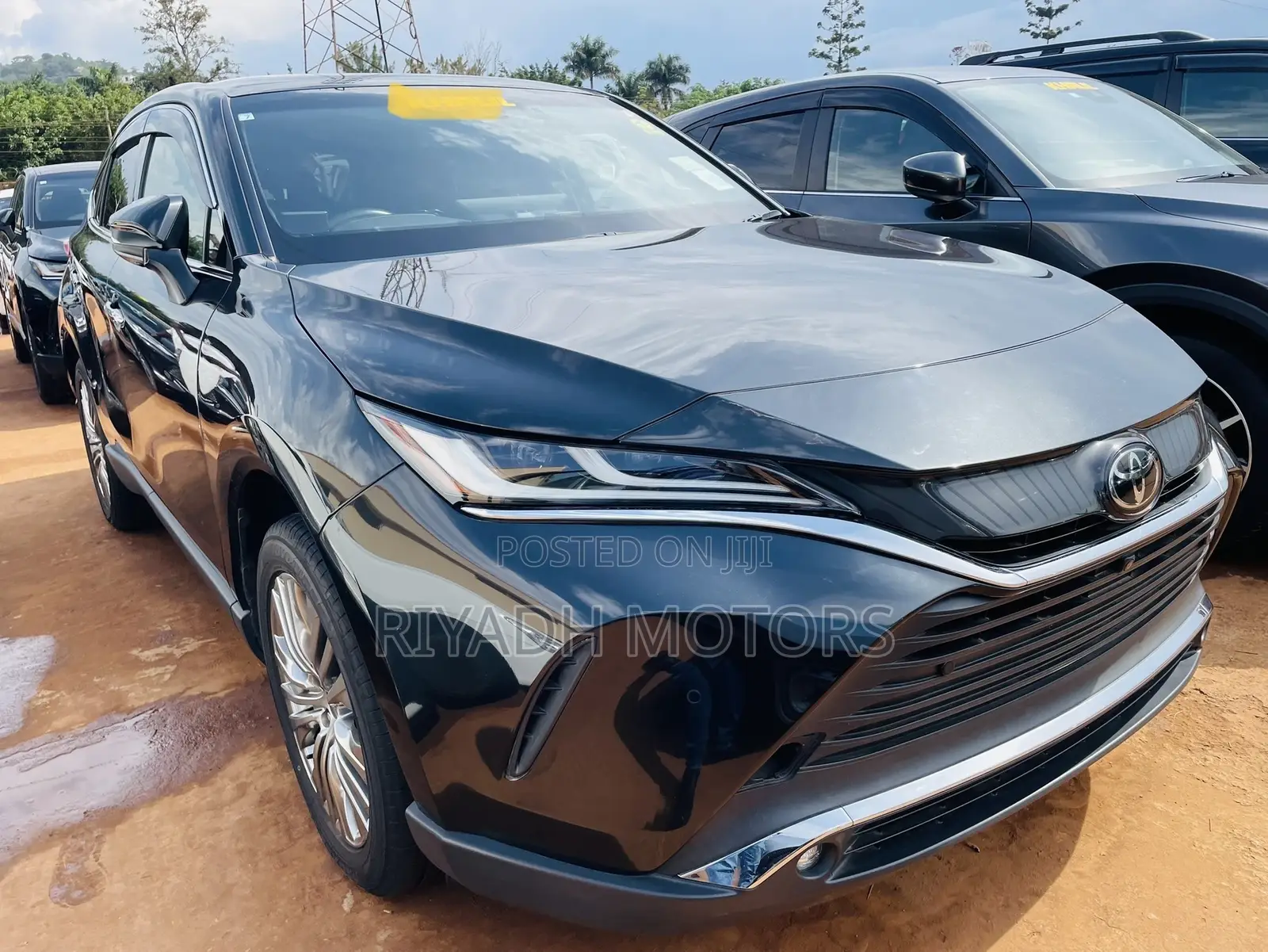 Toyota Harrier 2.0 2020 Gray