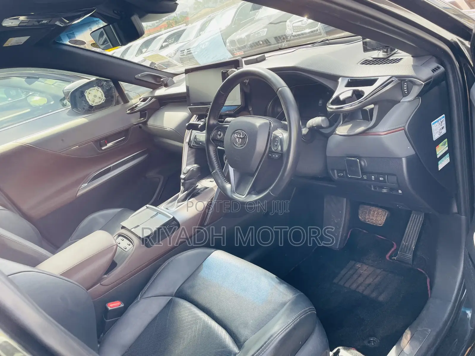 Toyota Harrier 2.0 2020 Gray