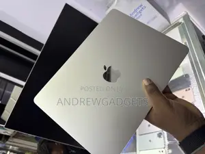 Laptop Apple MacBook Air 2022 M2 8GB Apple M2 SSD 256GB