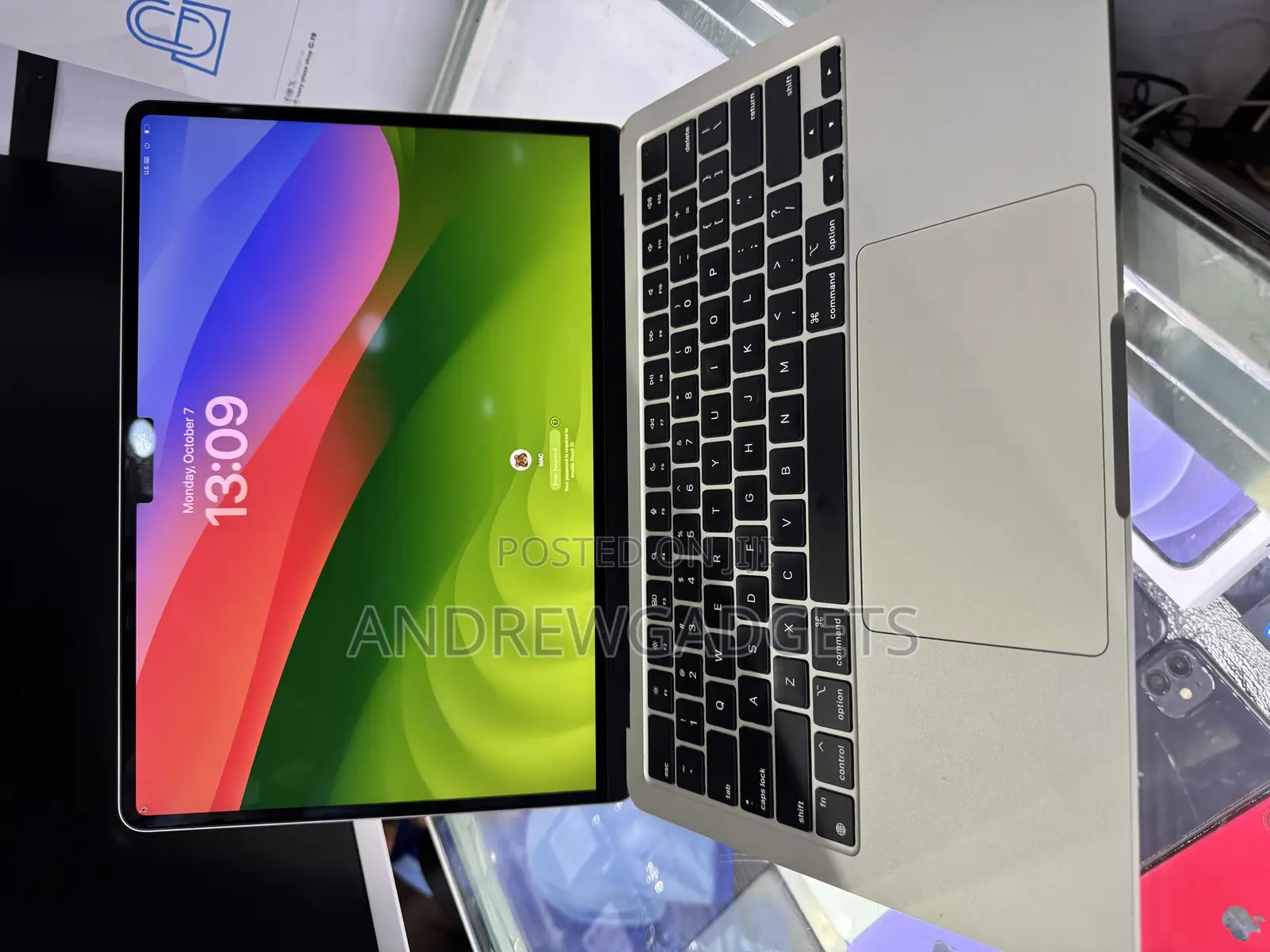 Laptop Apple MacBook Air 2022 M2 8GB Apple M2 SSD 256GB