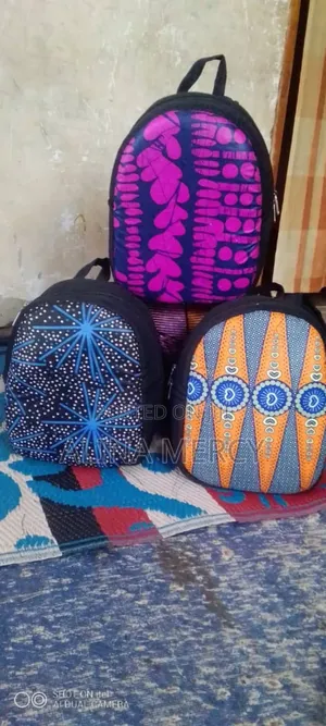 Selling Handmade Bags At .Carol's Bags