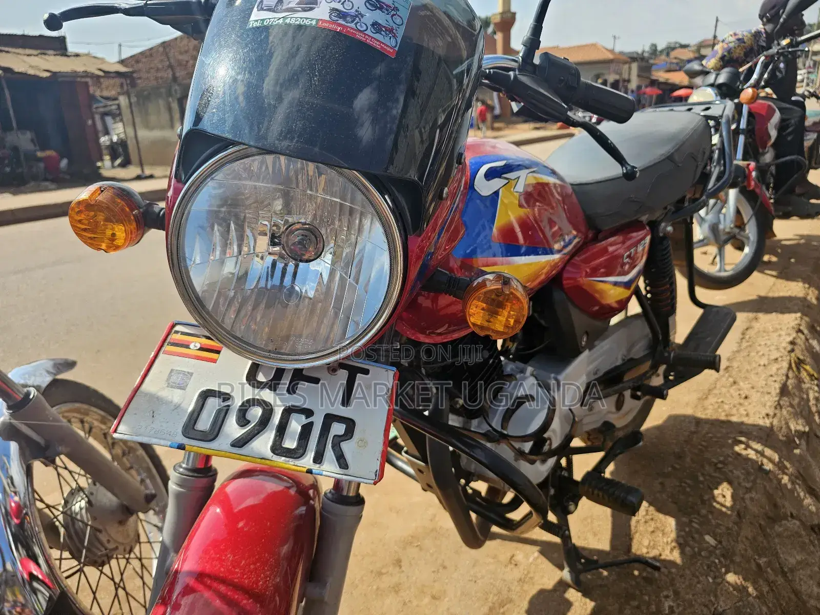 Bajaj Boxer 125 2023 Red
