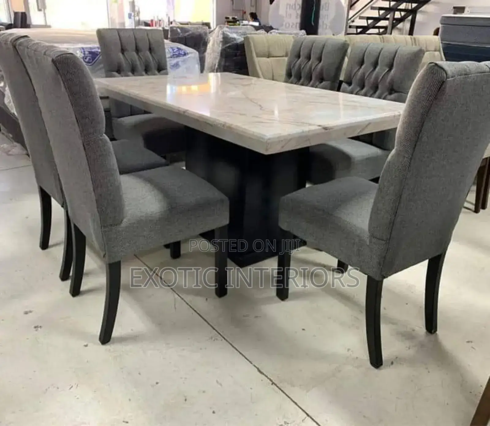 Dinning Table of 6seater Chairs